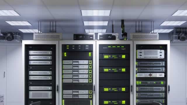 ترقية تصنيف Palantir بعد نمو قياسي في الإيرادات بنسبة 85% وتوسع تجاري ضخم