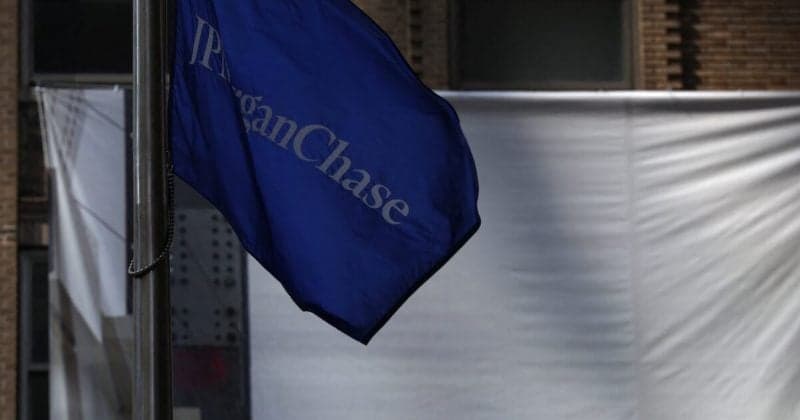 ترقب لنتائج JPMorgan مع التركيز على دخل الفائدة وتبني العملات المشفرة